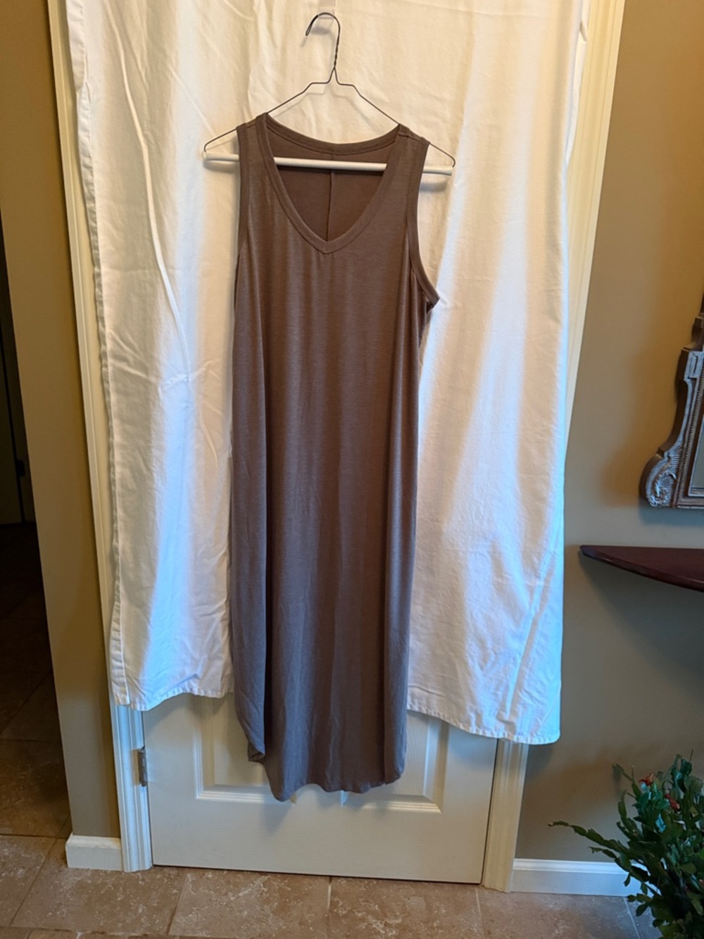 SHEIN Brown Sleeveless Maxi Dress